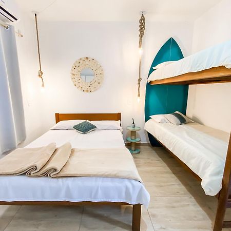Babitonga Hostel - 100M Da Prainha サン・フランシスコ・ド・スル エクステリア 写真