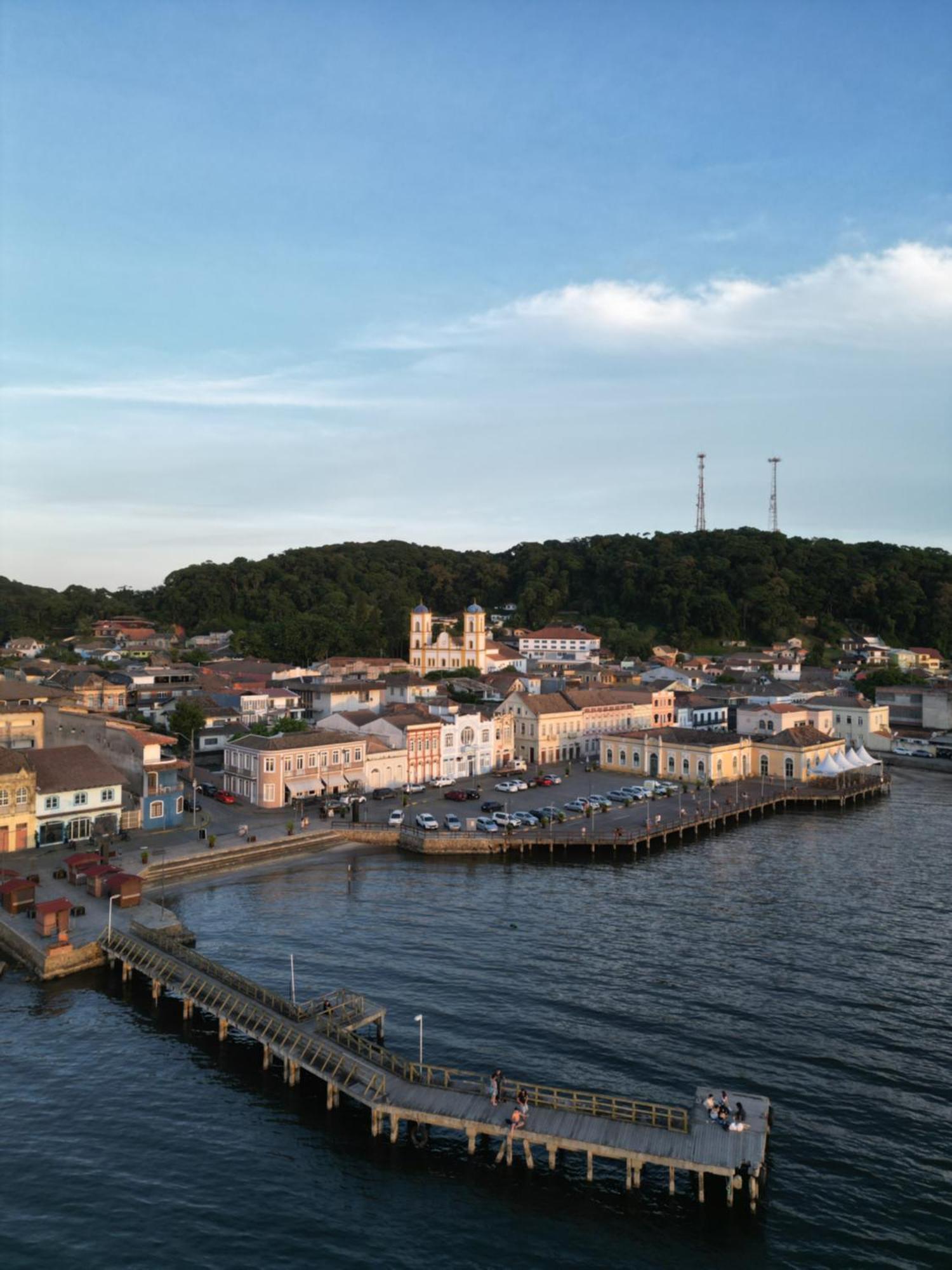 Babitonga Hostel - 100M Da Prainha サン・フランシスコ・ド・スル エクステリア 写真