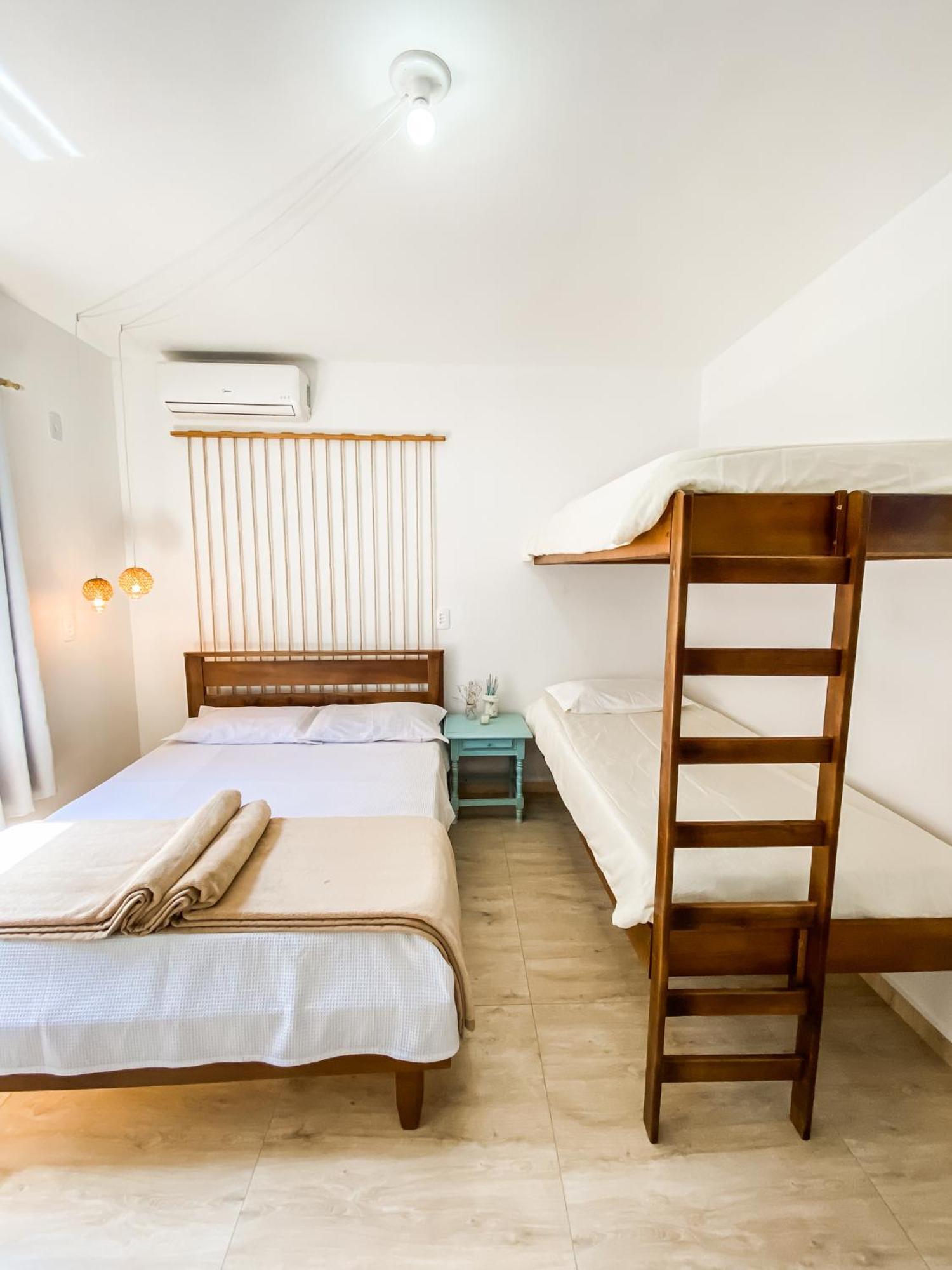Babitonga Hostel - 100M Da Prainha サン・フランシスコ・ド・スル エクステリア 写真